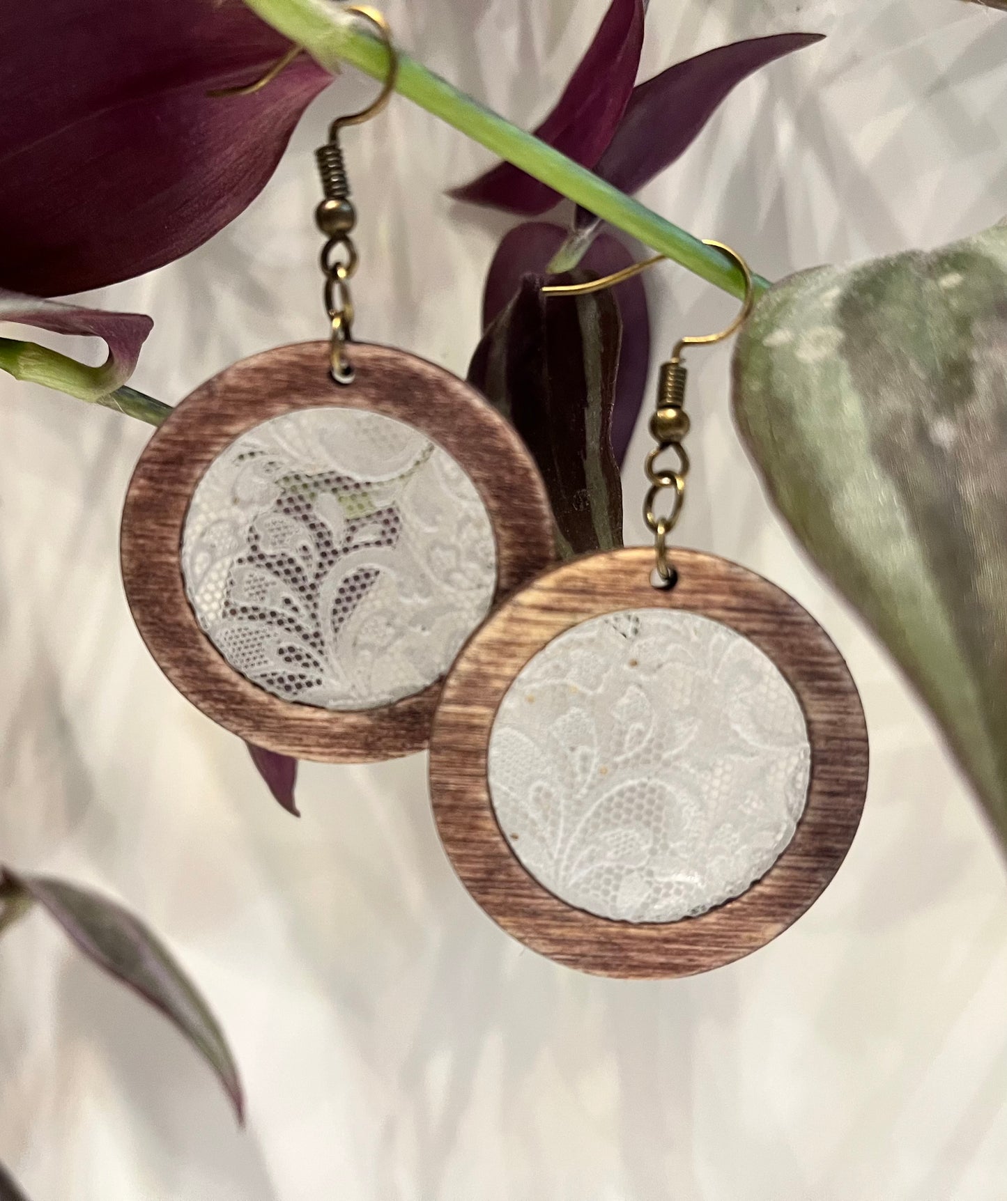 Lace Round Earrings