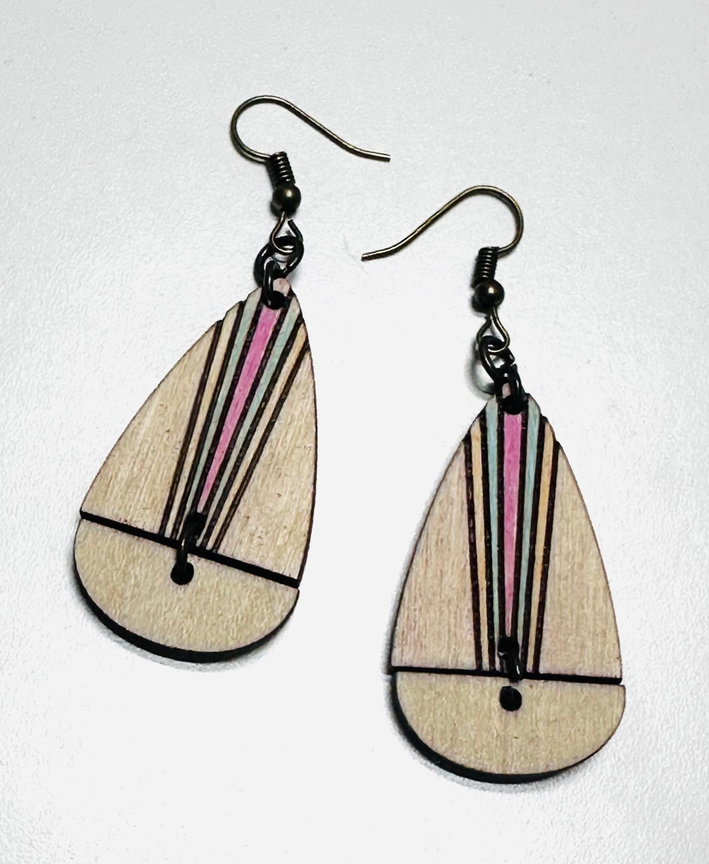 Lined Teardrop Earrings