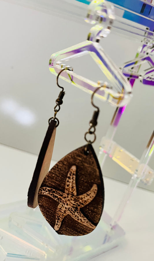 Star Fish Design Reverse Engraved Earrings